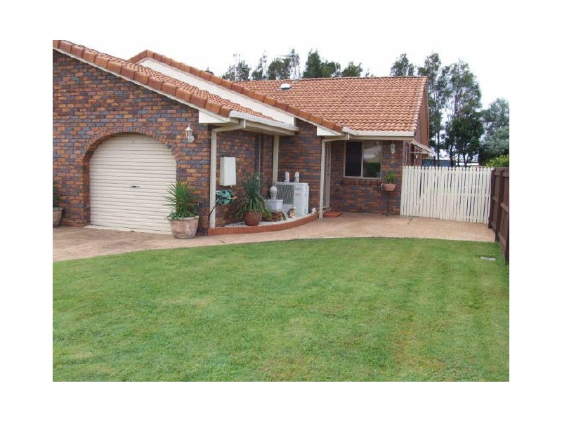 2/23 Covent Gardens Way, Banora Point NSW 2486
