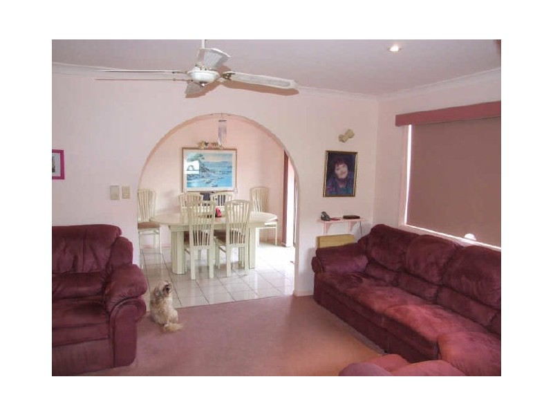 2/23 Covent Gardens Way, Banora Point NSW 2486