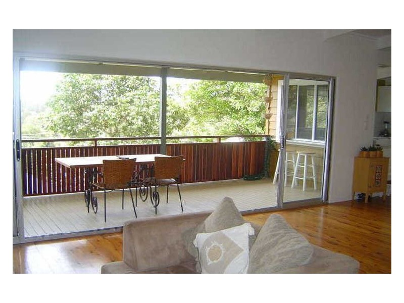 8 Domain Road, Currumbin QLD 4223