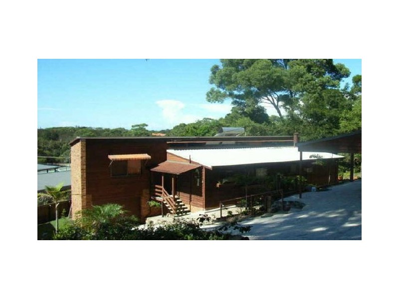 8 Domain Road, Currumbin QLD 4223