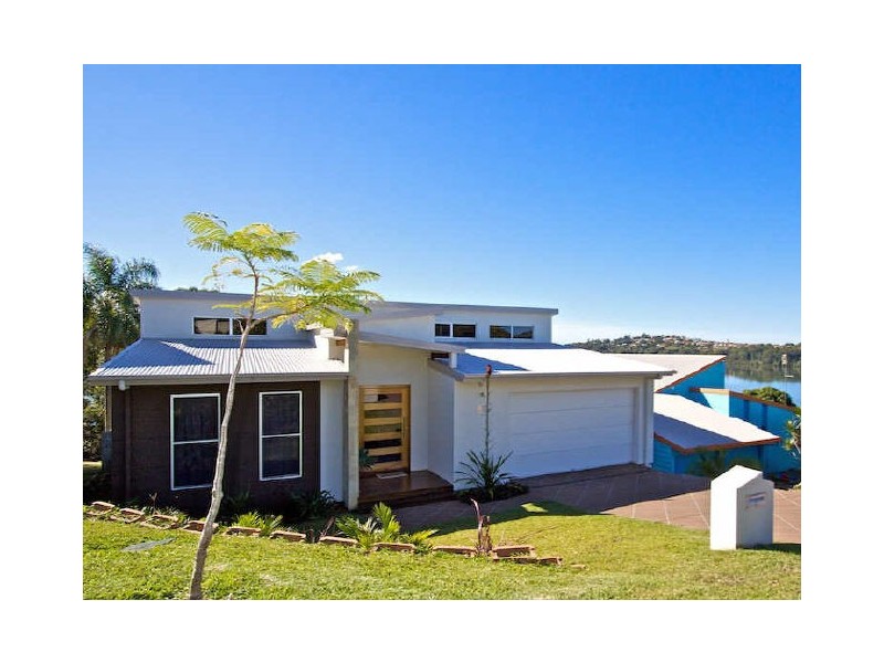 84 Lakeview Terrace, Bilambil Heights NSW 2486