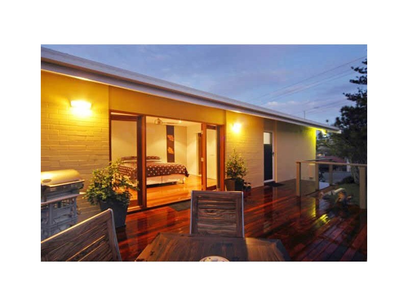 49 Stapylton Street, Coolangatta QLD 4225