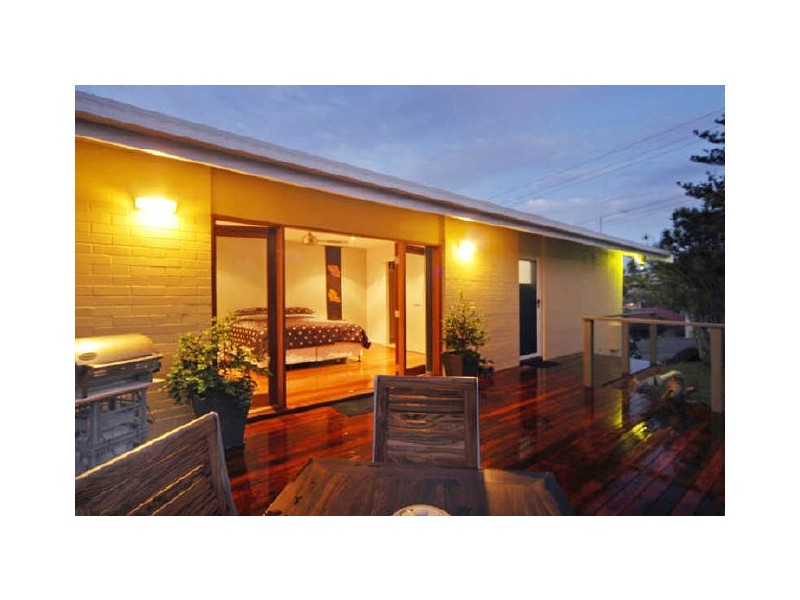 49 Stapylton Street, Coolangatta QLD 4225