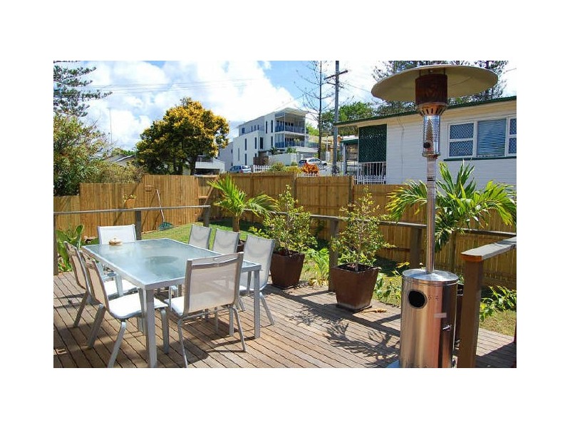 49 Stapylton Street, Coolangatta QLD 4225