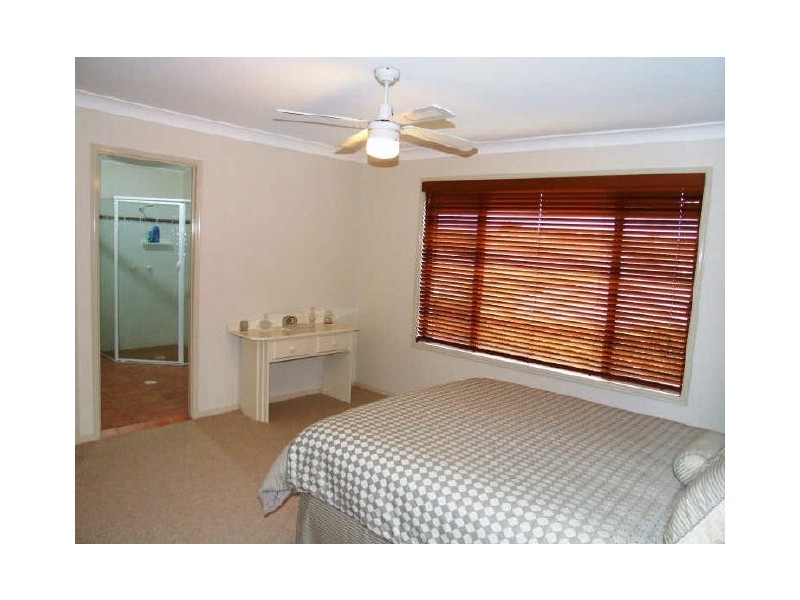 7 White Fig Court, Banora Point NSW 2486