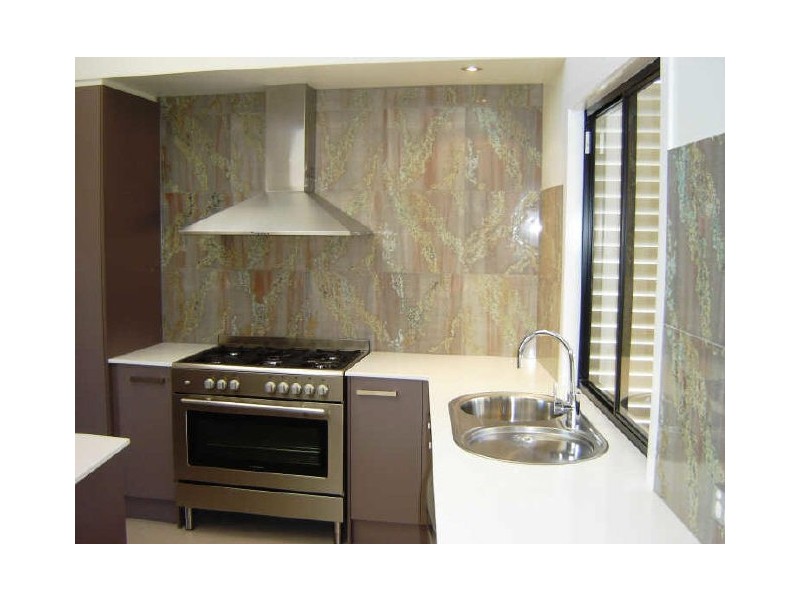 9 Molonglo, Reedy Creek QLD 4227