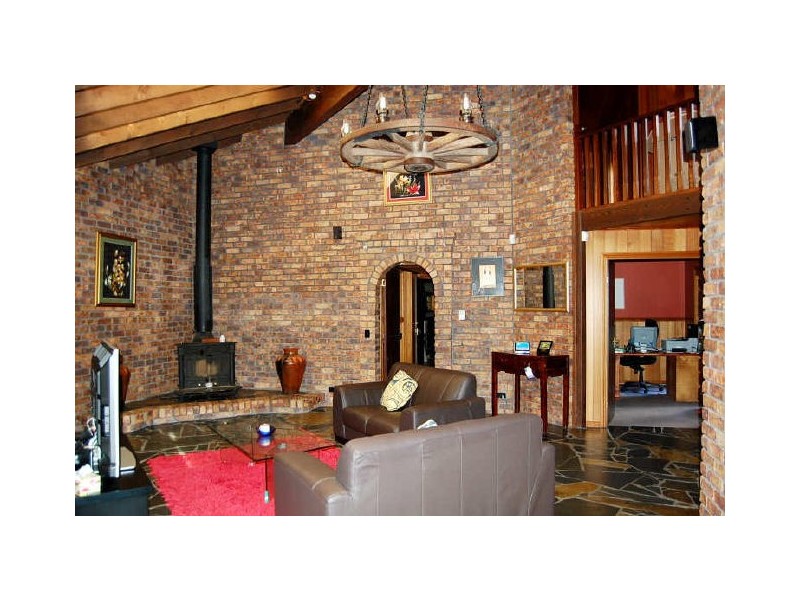 475 Tallebudgera Connection Rd, Tallebudgera QLD 4228