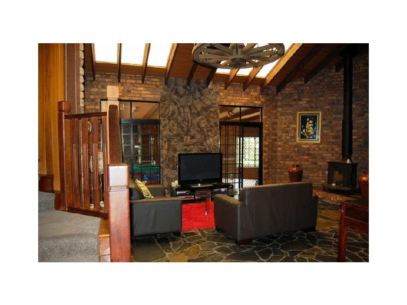 475 Tallebudgera Connection Rd, Tallebudgera QLD 4228