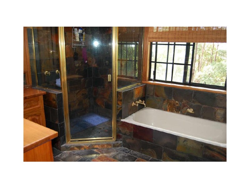 475 Tallebudgera Connection Rd, Tallebudgera QLD 4228