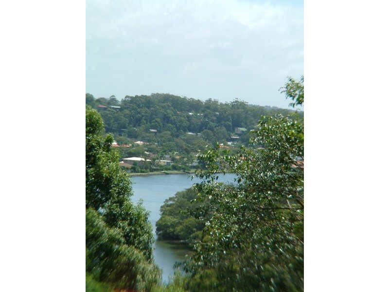 6 Lakeview Parade, Tweed Heads South NSW 2486