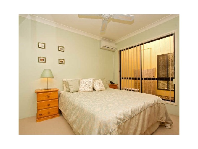 2/3 Davebill Crt, Labrador QLD 4215