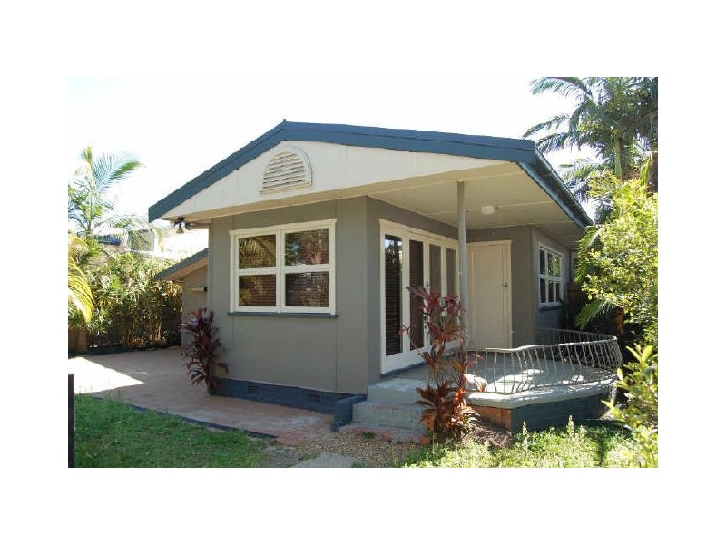 28 Wyberba Street (West), Tugun QLD 4224