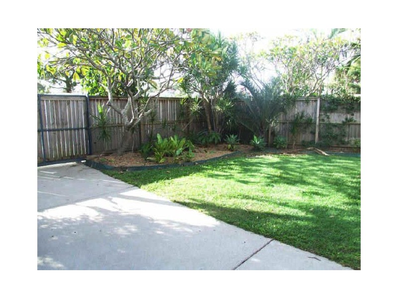 28 Wyberba Street (West), Tugun QLD 4224