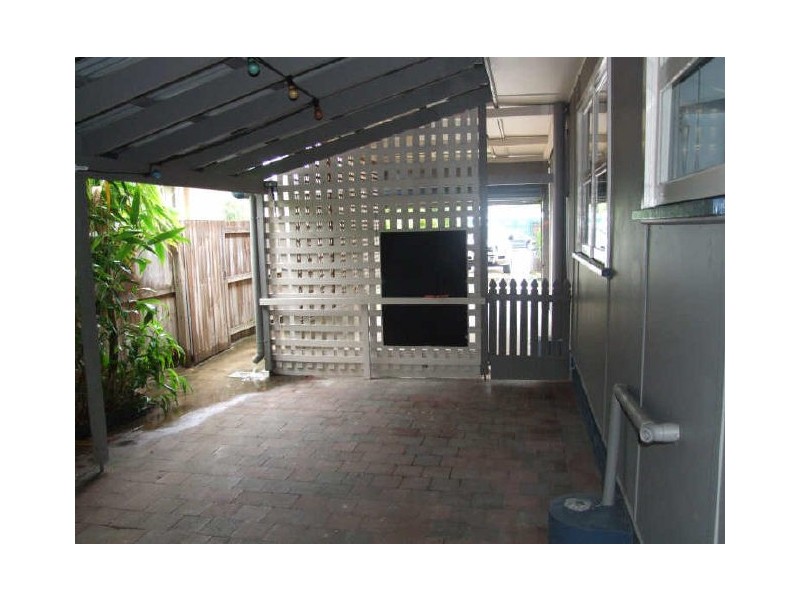 28 Wyberba Street (West), Tugun QLD 4224