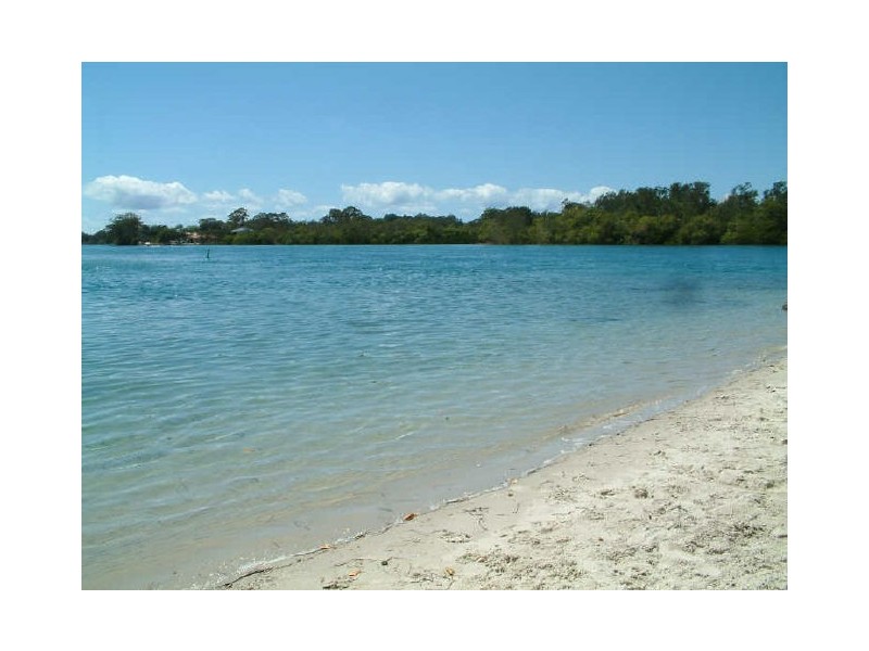 10 Sunset Boulevarde, Tweed Heads West NSW 2485