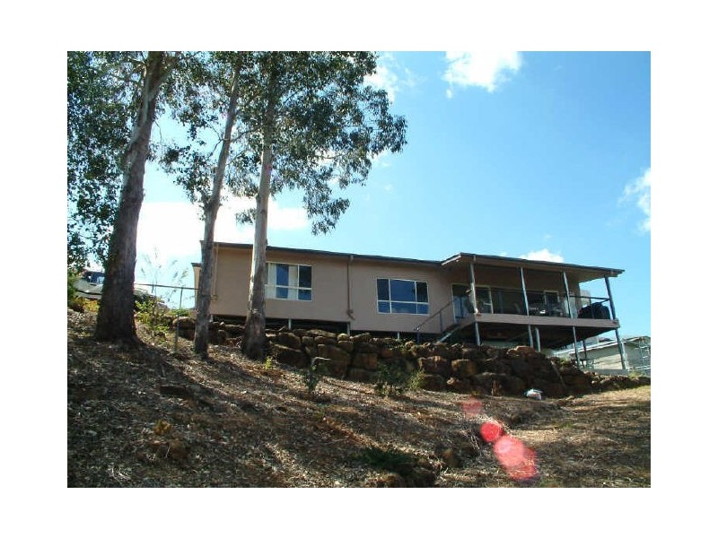 4 Owenia Cct, Bilambil Heights NSW 2486