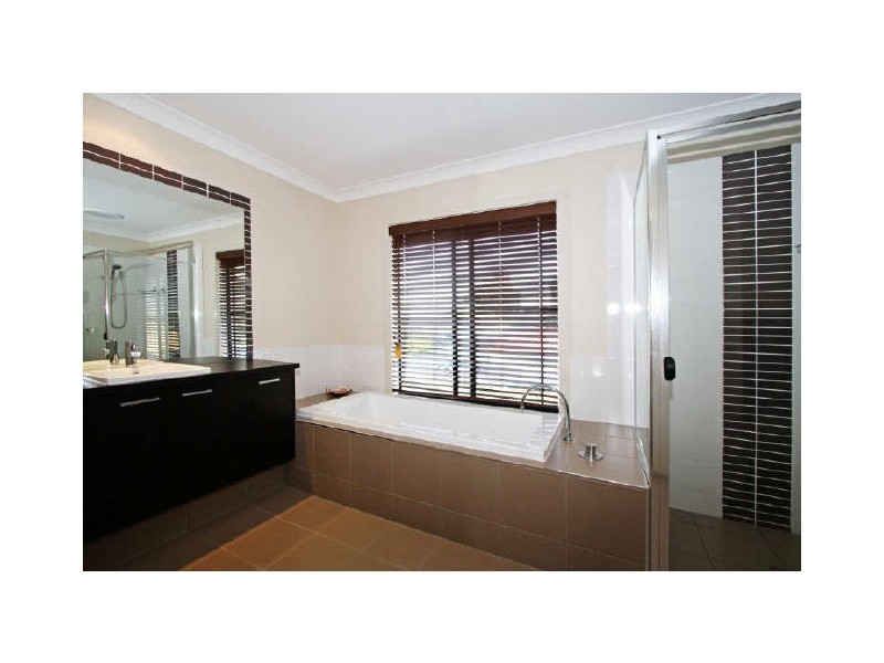 97 Botanical Circuit, Banora Point NSW 2486