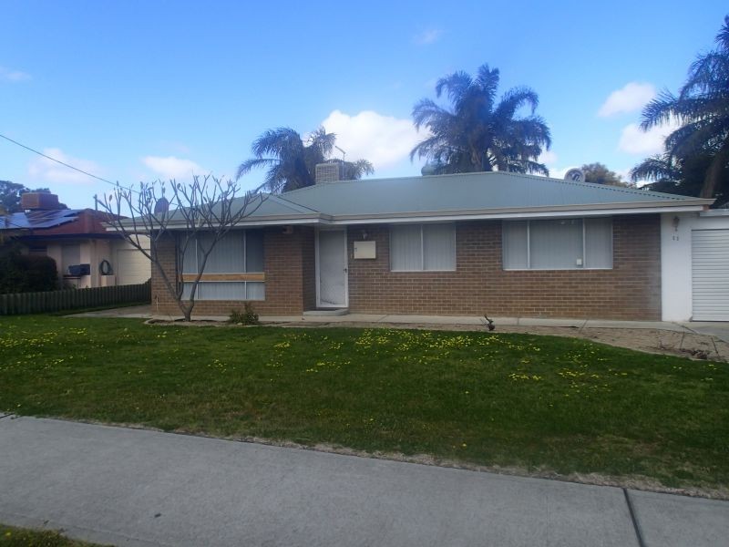 11 Sandalwood Street, Maddington WA 6109