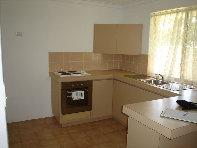 56 The Crescent, Maddington WA 6109