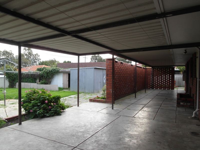 3 Conifer Street, Maddington WA 6109