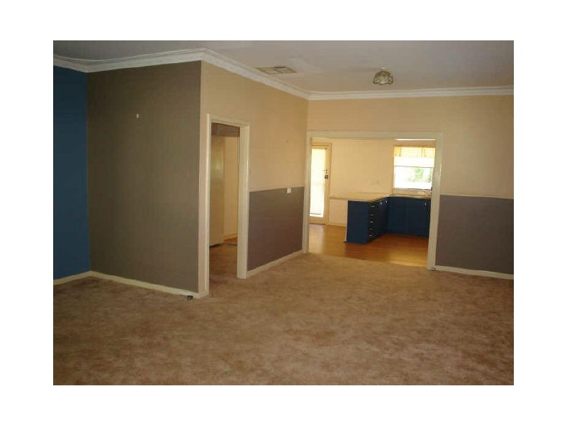 20 Frederic Street, Gosnells WA 6110