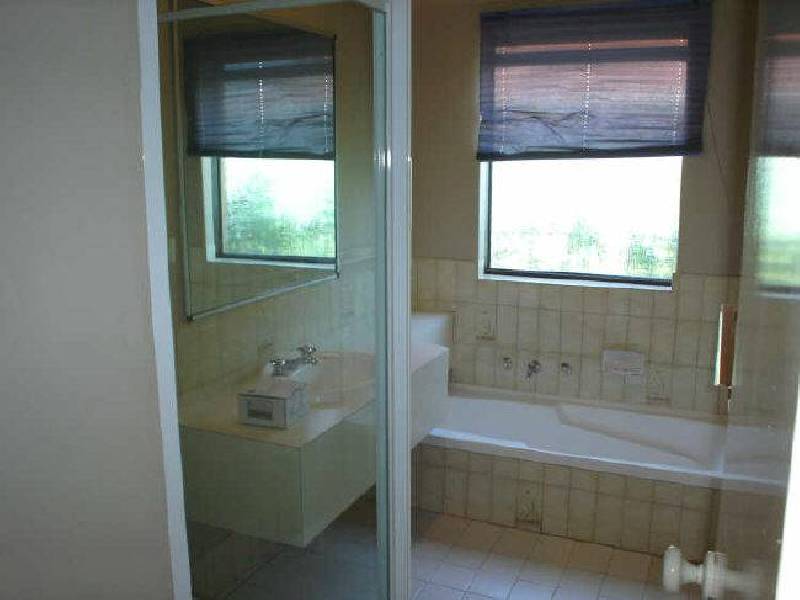 140 Dellar Road, Maddington WA 6109