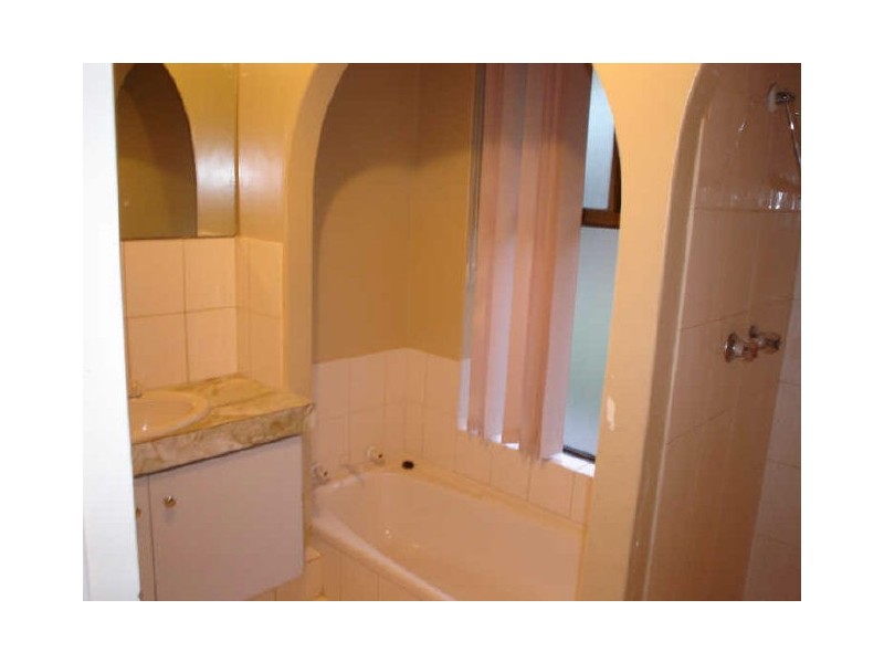 11 Cortis Way, Langford WA 6147
