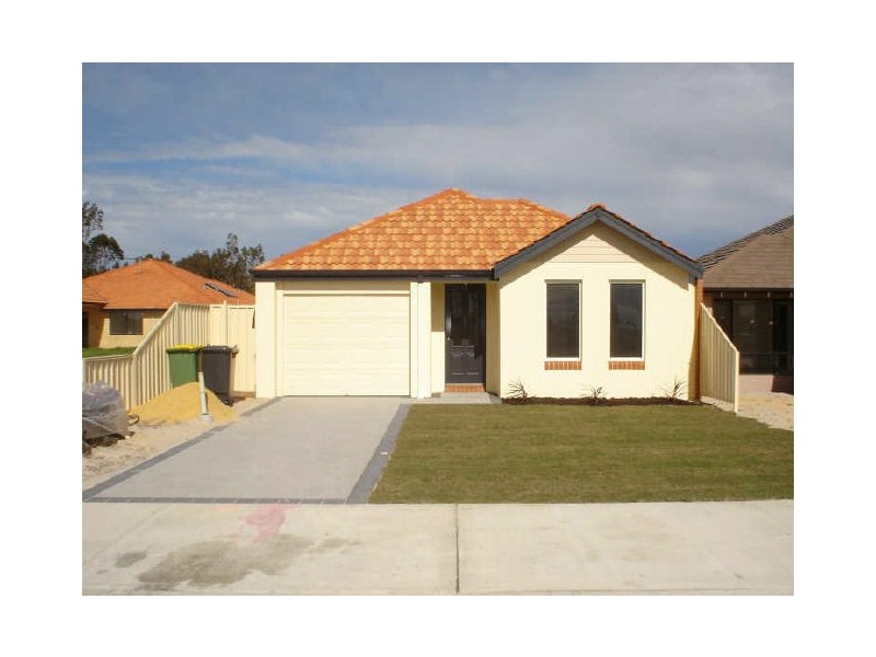 27 Holmes Street, Southern River WA 6110