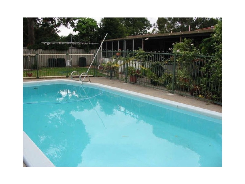 12 Hibiscus Road, Maddington WA 6109
