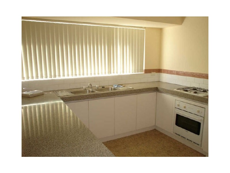 15 MacKay Crescent, Gosnells WA 6110