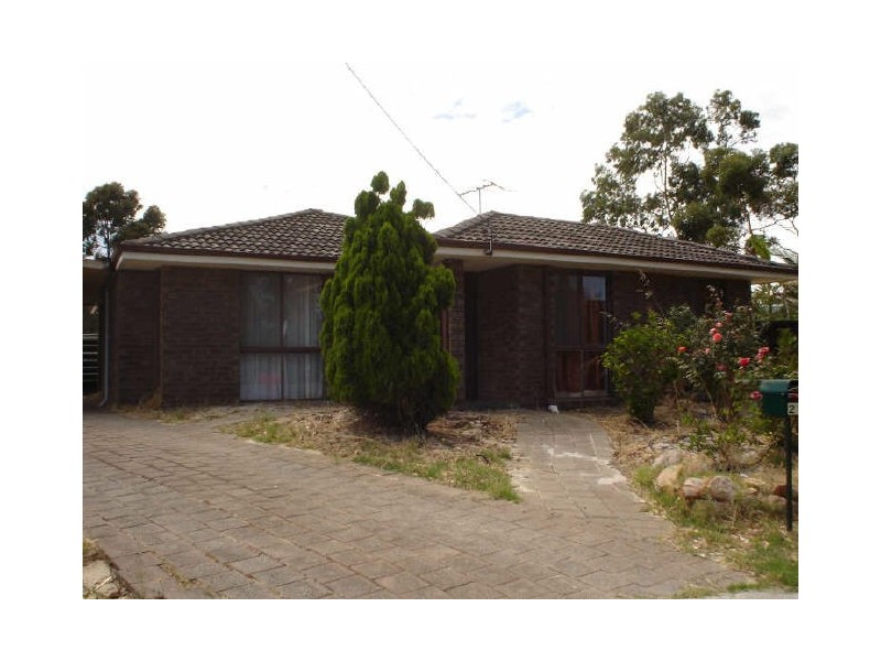 21 Teak Way, Maddington WA 6109