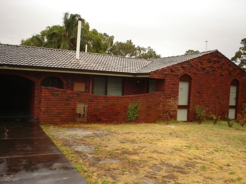 1515 Leslie Street, Southern River WA 6110