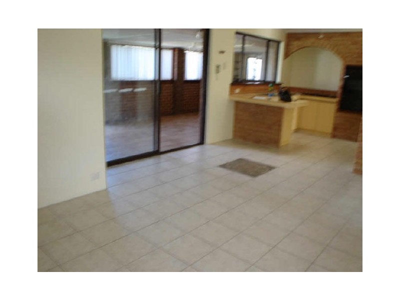 4 Logpine Crescent, Westfield WA 6111