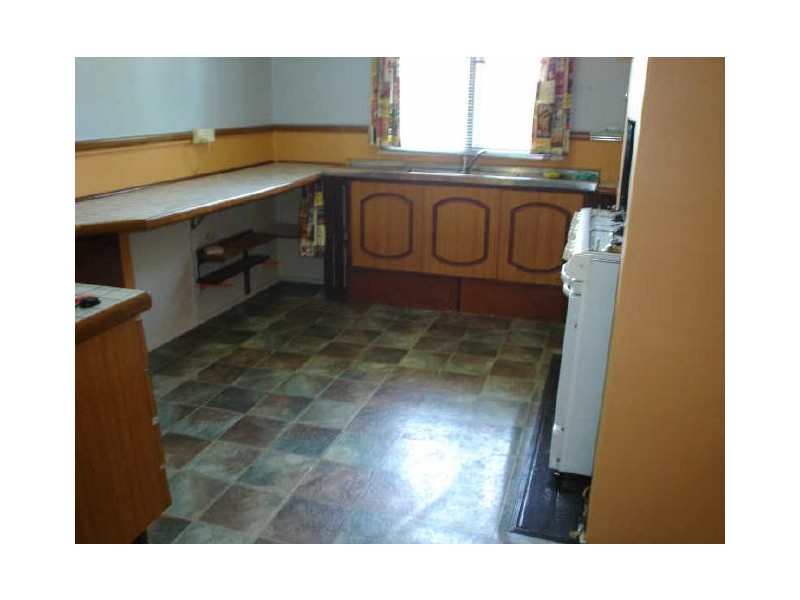 122 Wheatley Street, Gosnells WA 6110