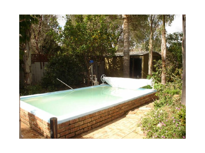 18 DURI STREET, Armadale WA 6112