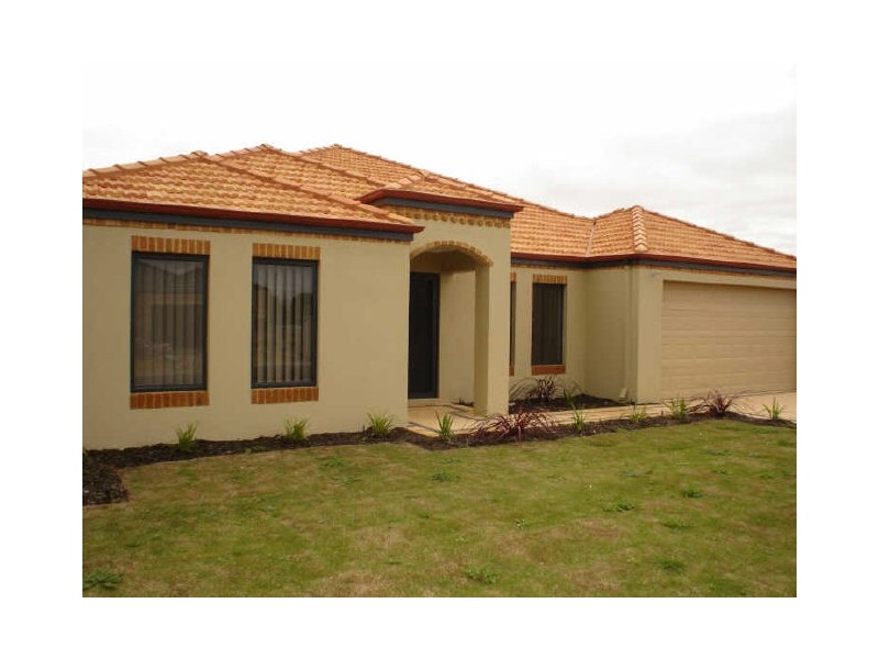 12 Stills Avenue, Harrisdale WA 6112