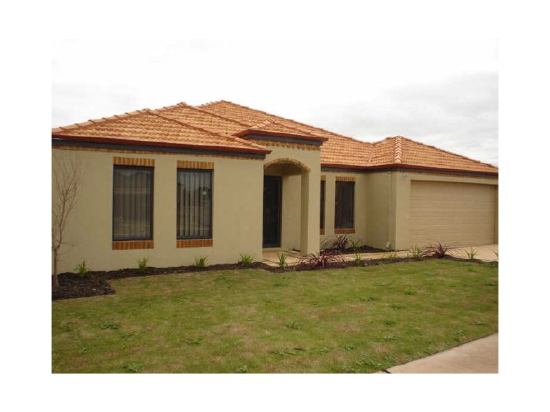 12 Stills Avenue, Harrisdale WA 6112