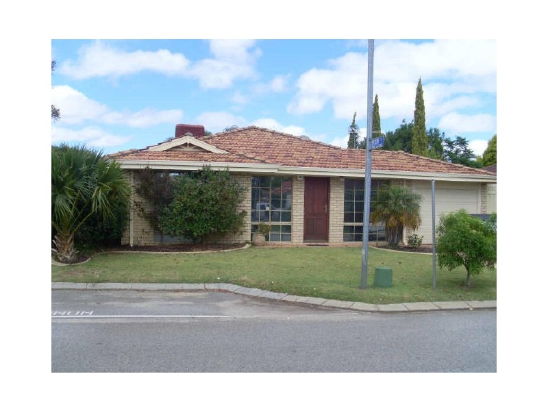 8 Settlers Way, Gosnells WA 6110