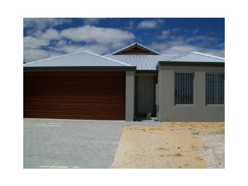 29 Holmes Road, Southern River WA 6110