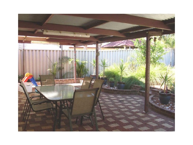 48 Ellamere Retreat, Maddington WA 6109