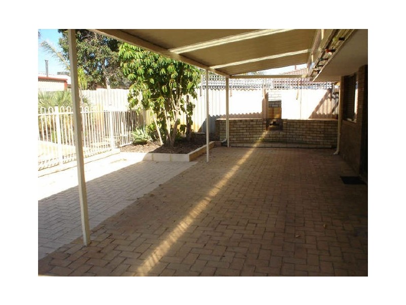 162 Chamberlain Street, Gosnells WA 6110