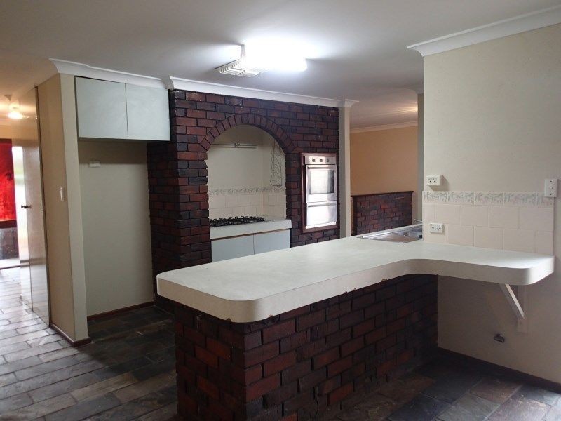 10 Rudall Close, Gosnells WA 6110