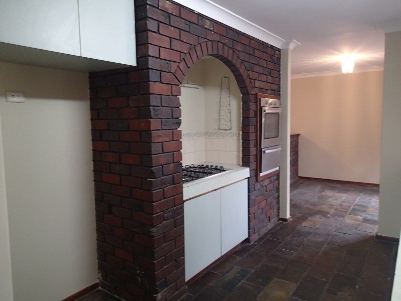 10 Rudall Close, Gosnells WA 6110