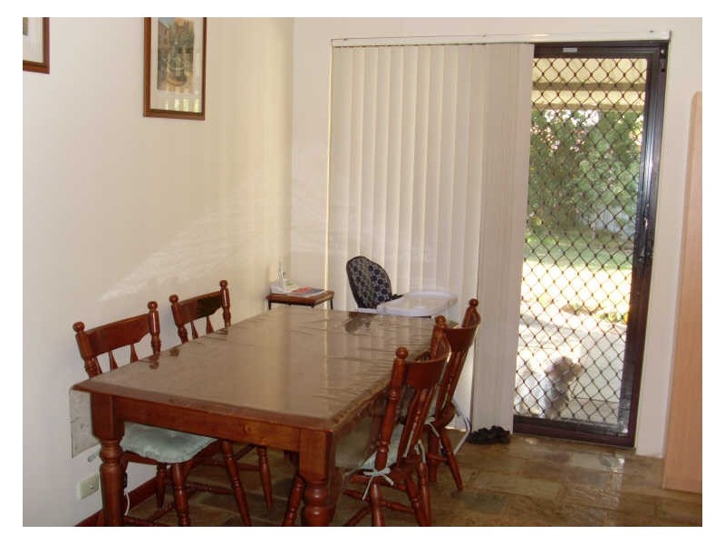 4 Warren Street, Gosnells WA 6110