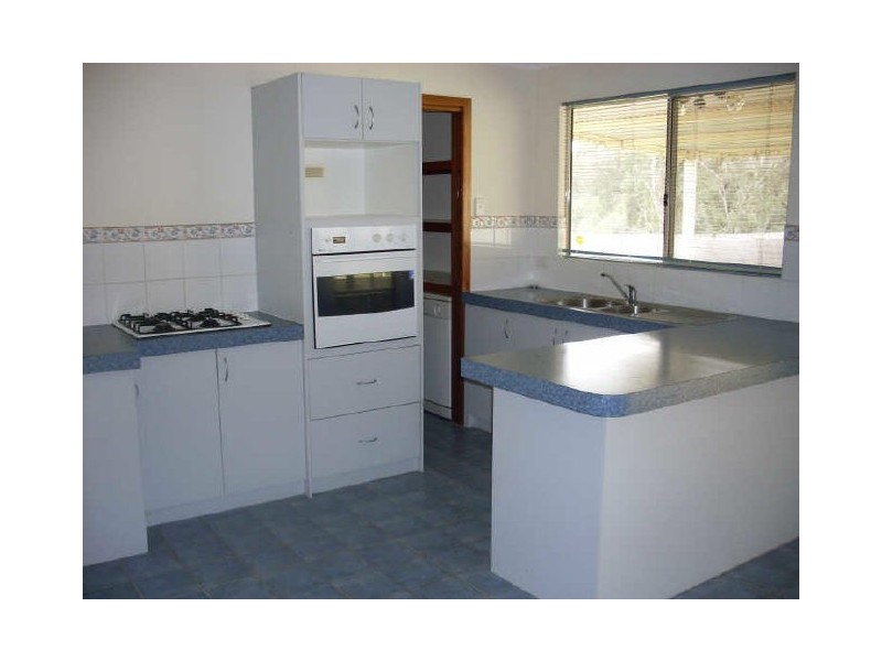 42 Astley Street, Gosnells WA 6110