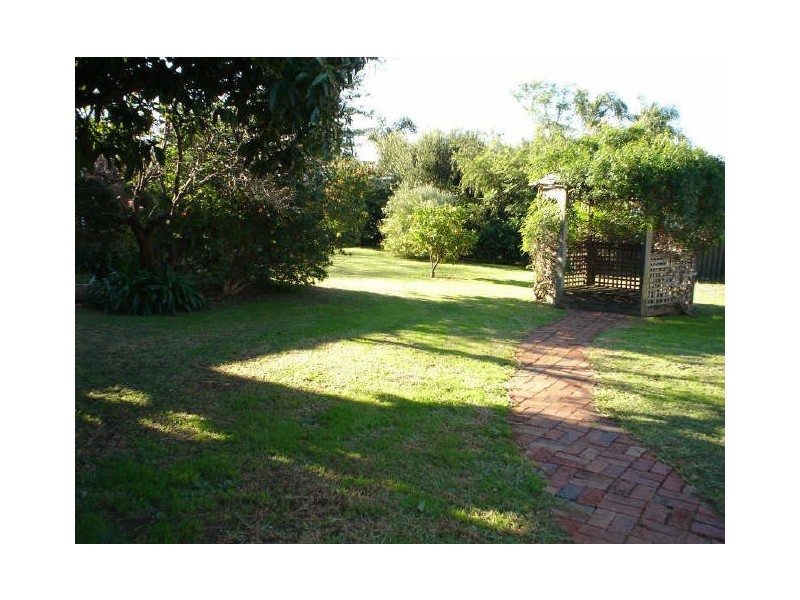 2364 Albany Highway, Gosnells WA 6110