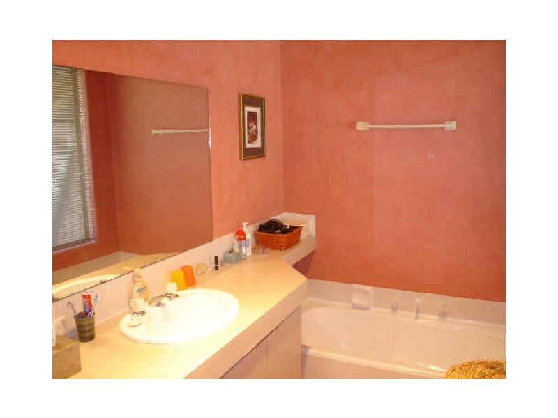 a/33 Homestead Road, Gosnells WA 6110