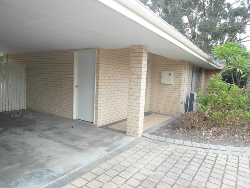 4/2 Egan Street, Armadale WA 6112