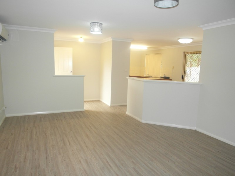 4/2 Egan Street, Armadale WA 6112