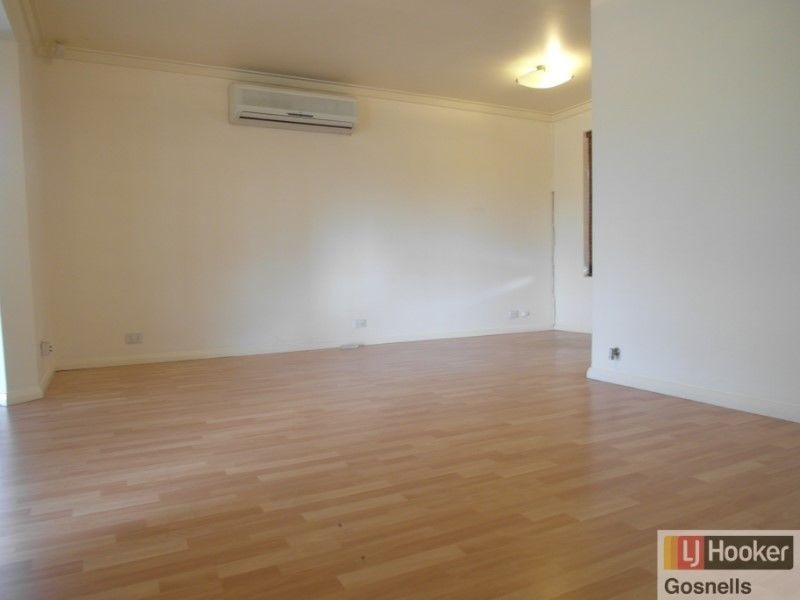 7 Clovertree Street, Maddington WA 6109